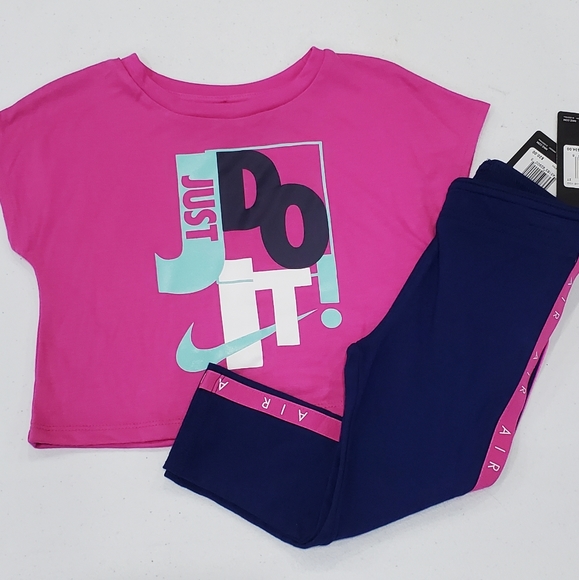 🆕️ Nike Boxy Tee - Picture 5 of 10